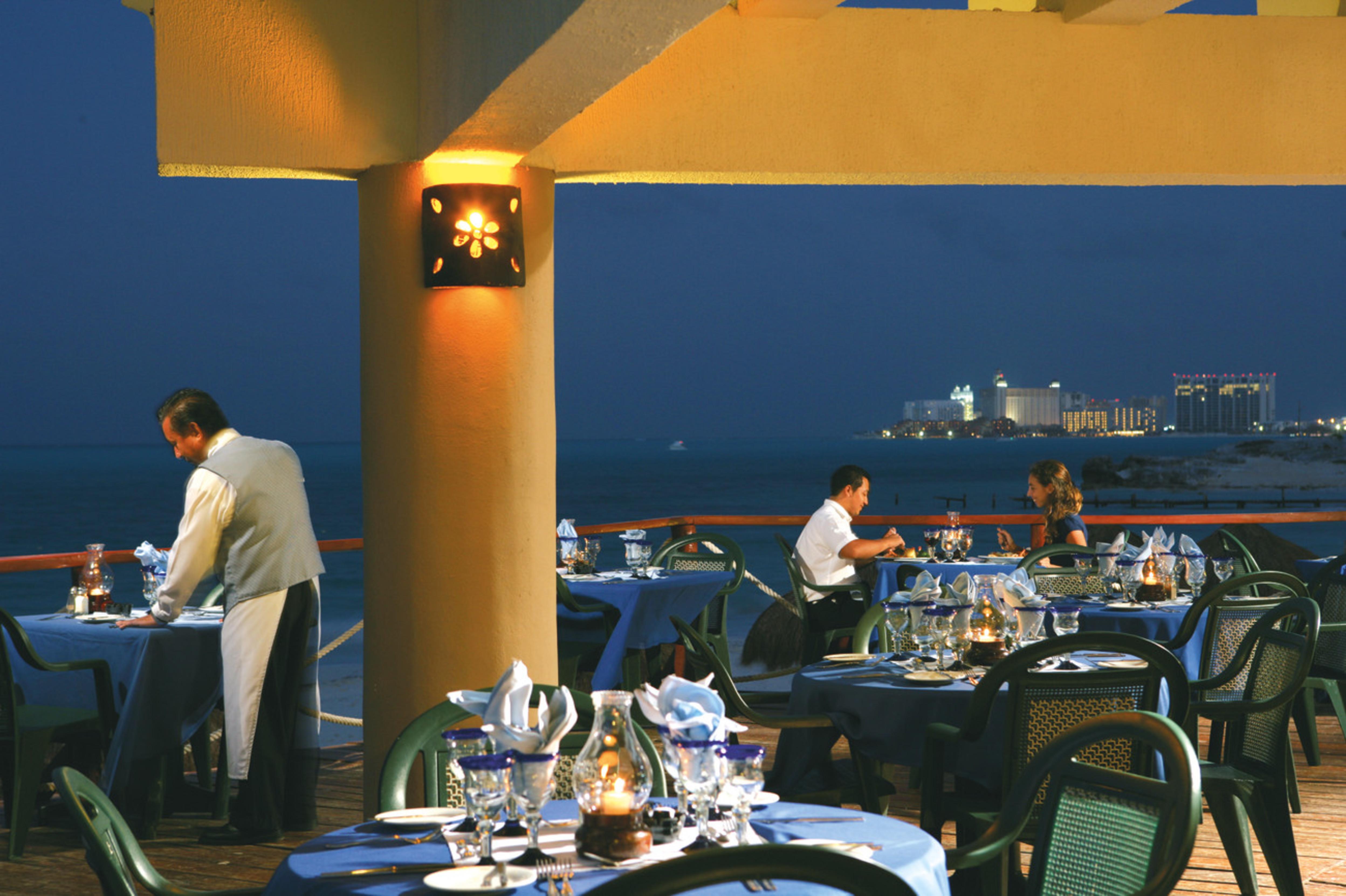 Hotel Riu Caribe Cancún Restaurant foto