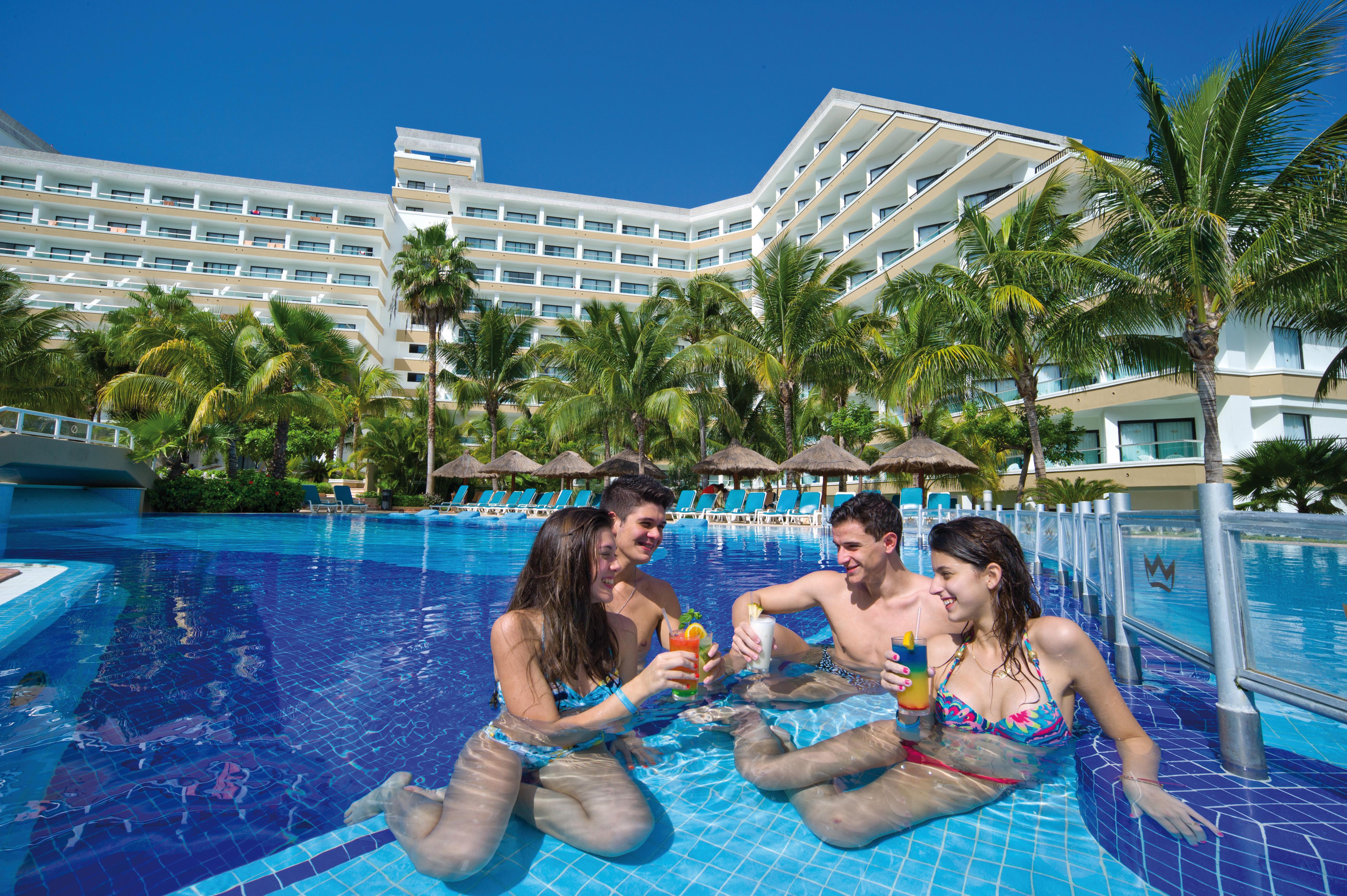 Hotel Riu Caribe Cancún Exterior foto