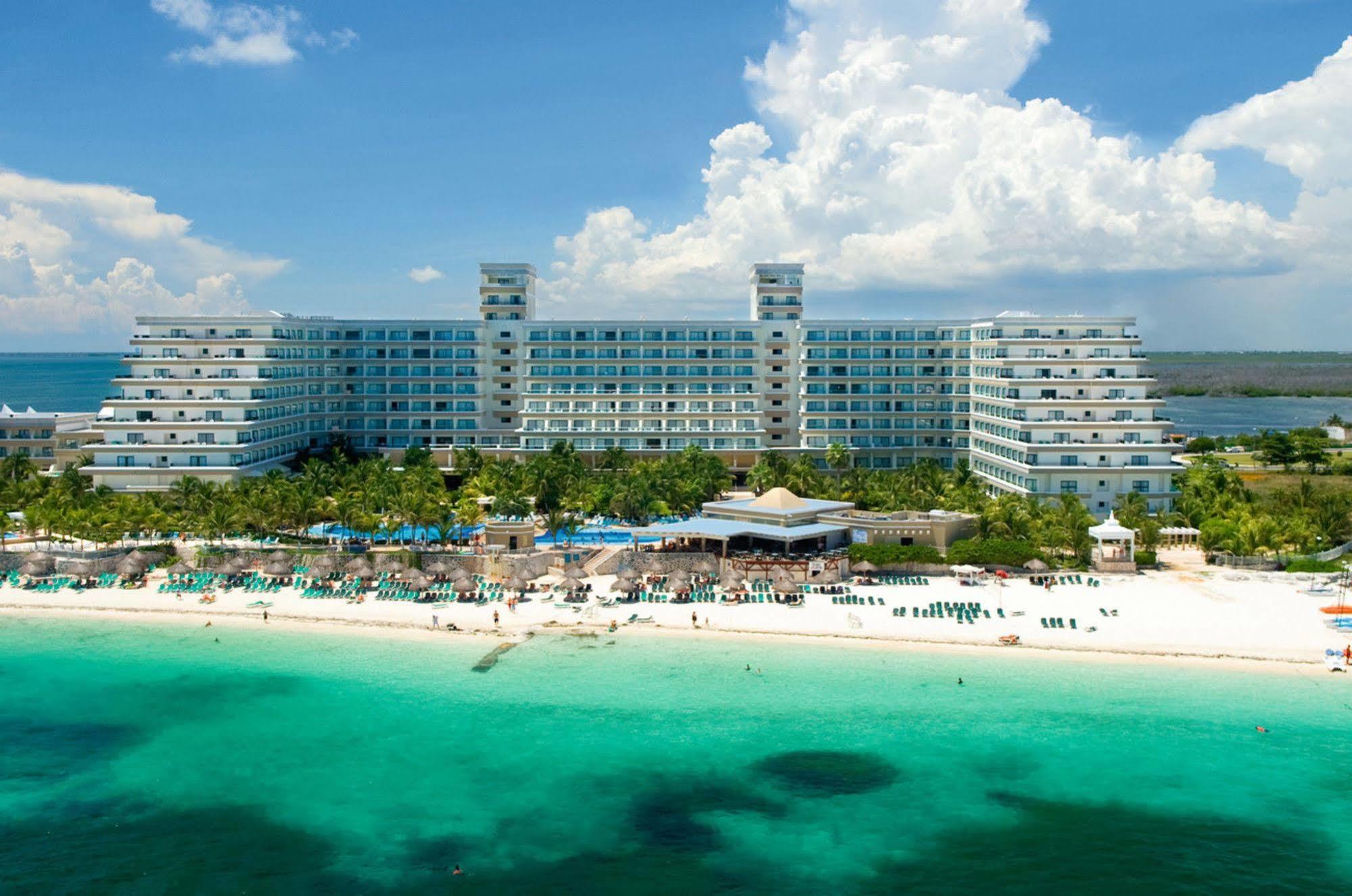 Hotel Riu Caribe Cancún Exterior foto